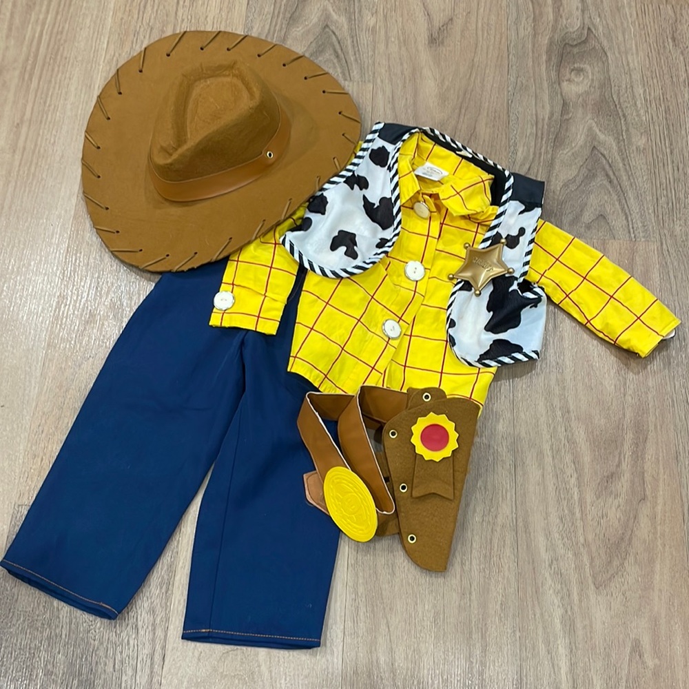 Gently used Disney woody costume